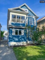 45 Fairchild Pl, Unit Upper in Buffalo, NY - Building Photo