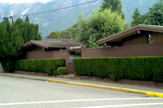 208 Main Ave N in North Bend, WA - Building Photo - Other