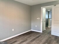 5546 Walton Ave photo'