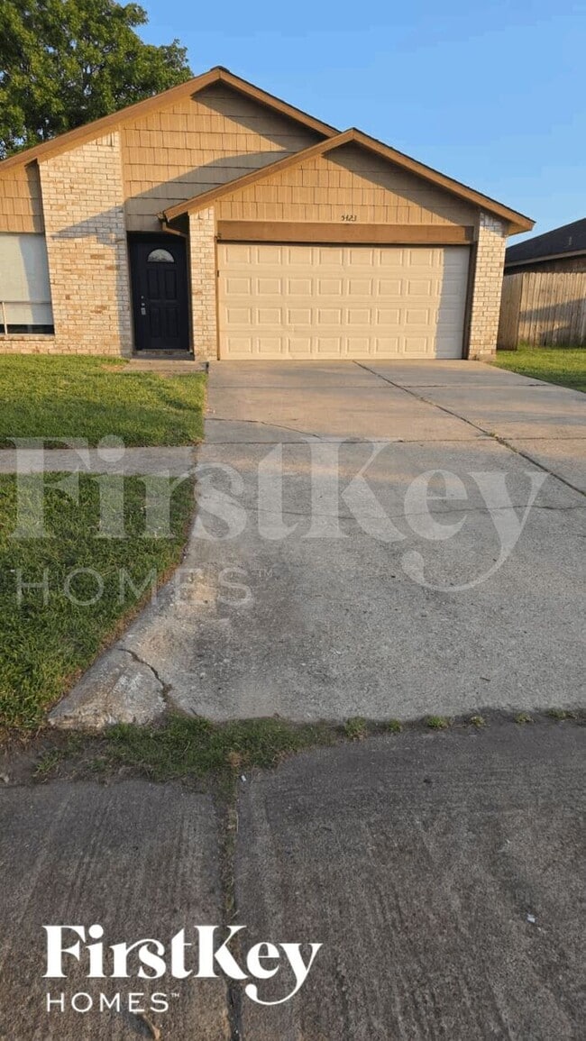 property at 5423 Greenhill Forest Dr