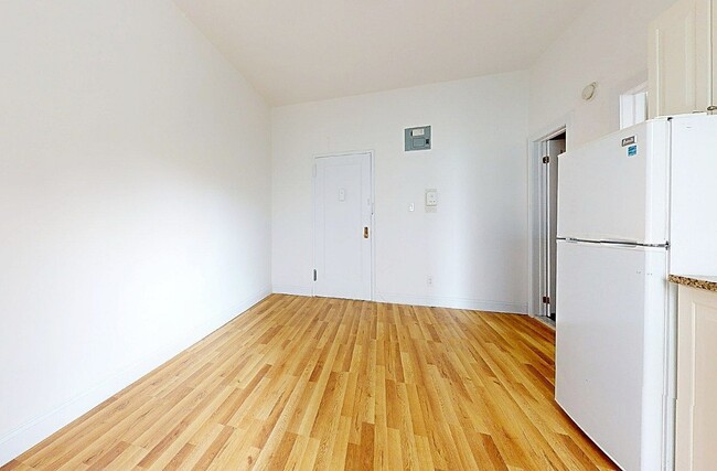 Central Park West in New York, NY - Building Photo - Building Photo