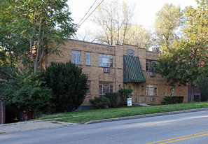 4050-4056 Reading Rd in Cincinnati, OH - Building Photo - Building Photo