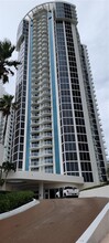 18671 Collins Ave in Miami, FL - Building Photo - Building Photo