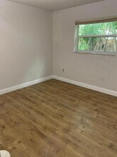 11700 NW 29th Pl in Sunrise, FL - Building Photo - Building Photo