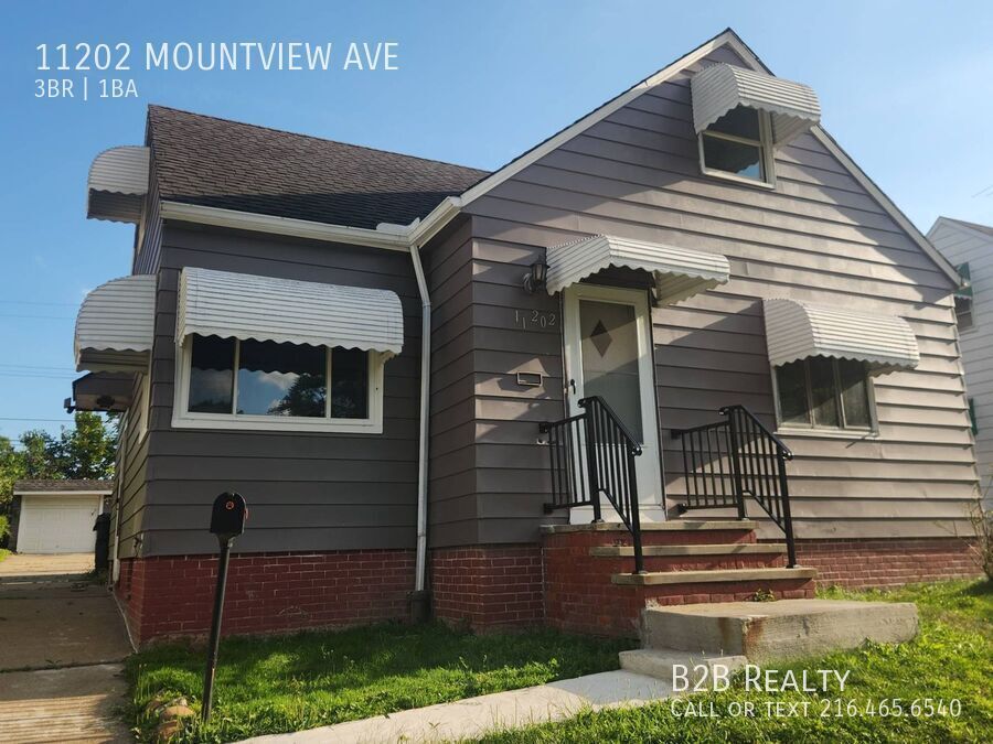 11202 Mountview Ave in Garfield Heights, OH - Building Photo