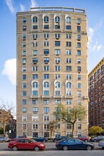 160 Riverside Dr in New York, NY - Building Photo - Building Photo