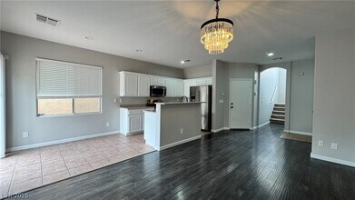 926 Shining Rose Pl in Henderson, NV - Foto de edificio - Building Photo