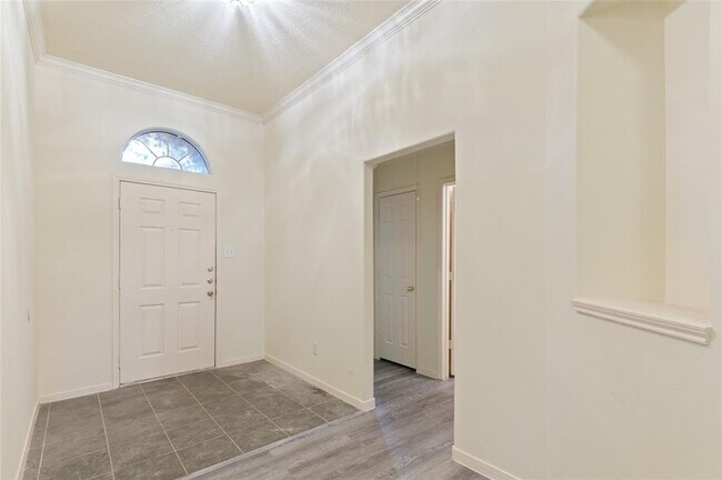14002 Hillingdale Ln in Houston, TX - Building Photo - Building Photo