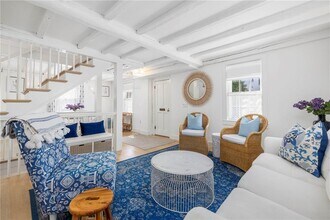 36 William St in Newport, RI - Building Photo - Building Photo