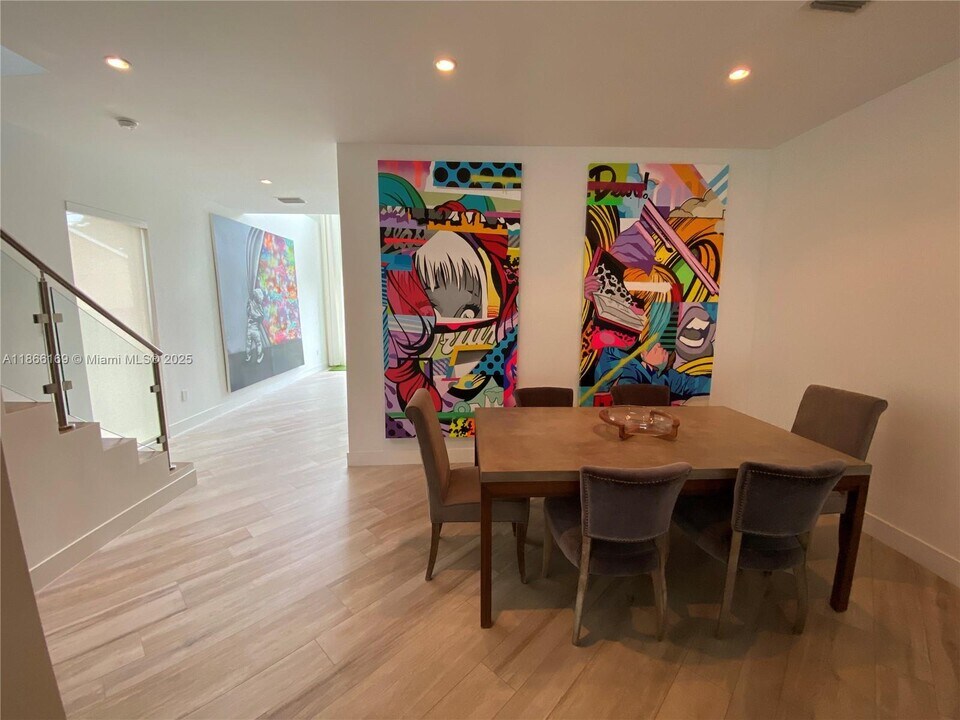 2931 SW 27th Terrace in Coral Gables, FL - Foto de edificio