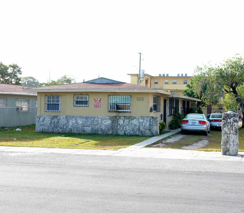 120-130 SW 6th St in Homestead, FL - Building Photo