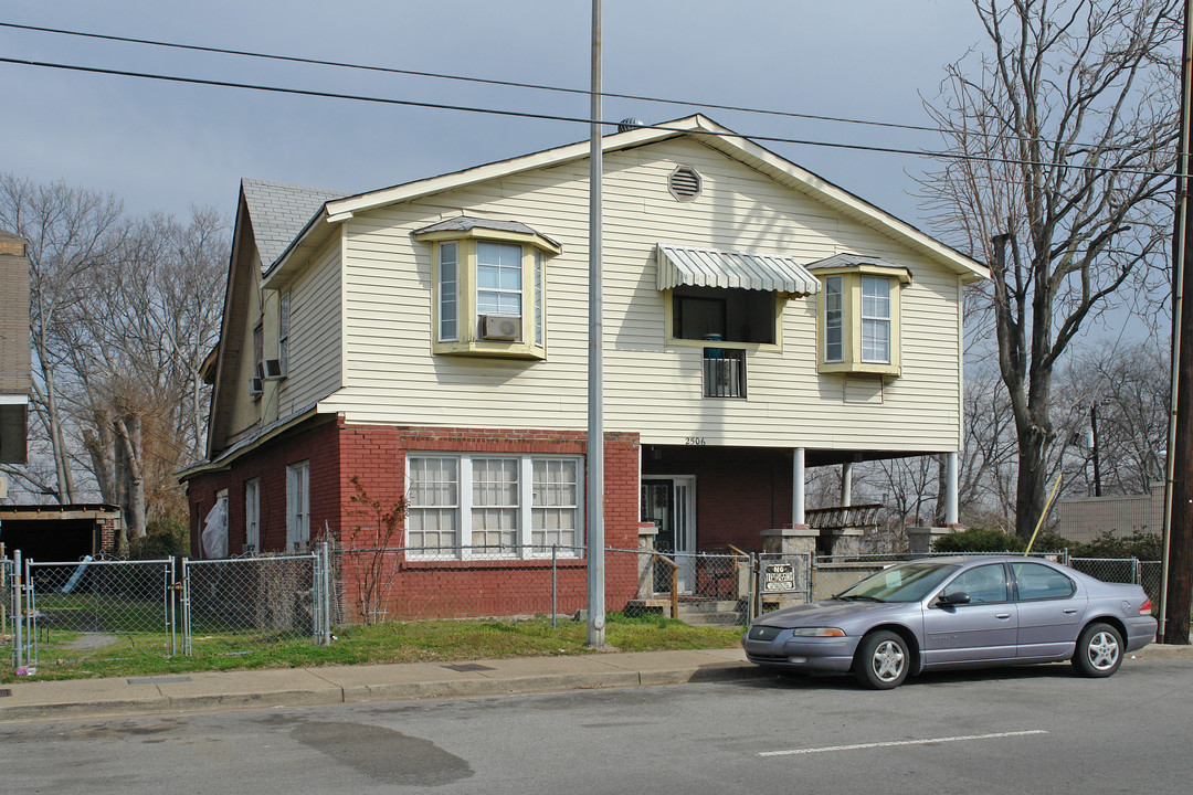 2506 Jefferson St in Nashville, TN - Building Photo