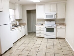 505 9th Ave B in Canyon, TX - Foto de edificio - Building Photo