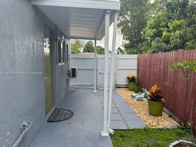 6471 SW 27th St in Miramar, FL - Building Photo - Building Photo