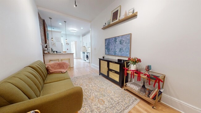 property at 118 Jefferson St