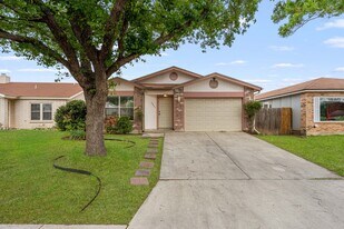 6863 Cypress Mist Dr in Converse, TX - Building Photo