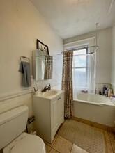 242 Hemenway St, Unit 5 in Boston, MA - Building Photo - Building Photo