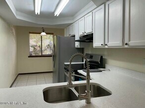 4329 Pathwood Way in Jacksonville, FL - Building Photo - Building Photo