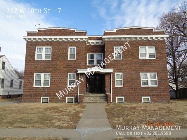 322 W 10th St in Fremont, NE - Building Photo