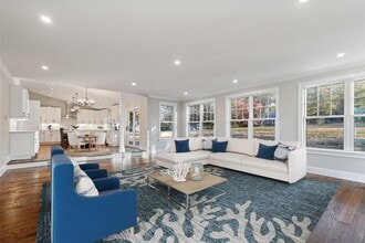 205 River Rd in Briarcliff Manor, NY - Building Photo - Building Photo
