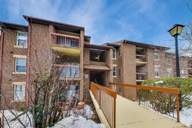 7802 Guildberry Ct in Gaithersburg, MD - Building Photo - Building Photo