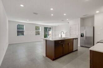 1122 Bradford Pk Dr in Ormond Beach, FL - Building Photo - Building Photo