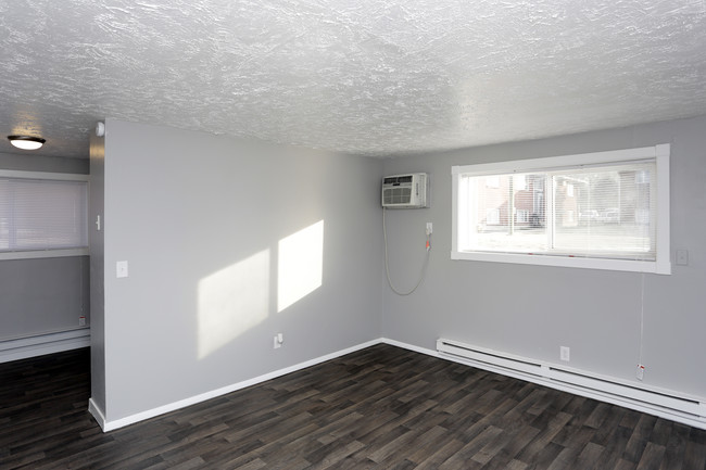 Morton Meadows Apartments in Salt Lake City, UT - Foto de edificio - Interior Photo