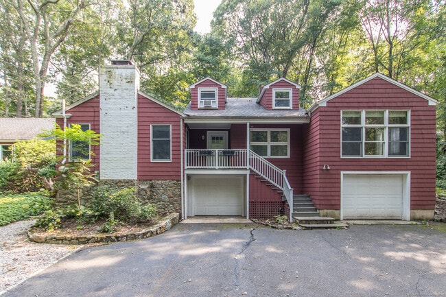 property at 211 New Canaan Rd