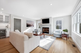 6 Stanwood Pt, Unit A in Gloucester, MA - Building Photo - Building Photo