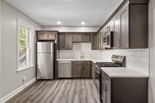 249 N Mulberry St in Lancaster, PA - Building Photo