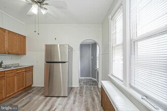 30 S Railroad Ave in Gloucester City, NJ - Building Photo - Building Photo