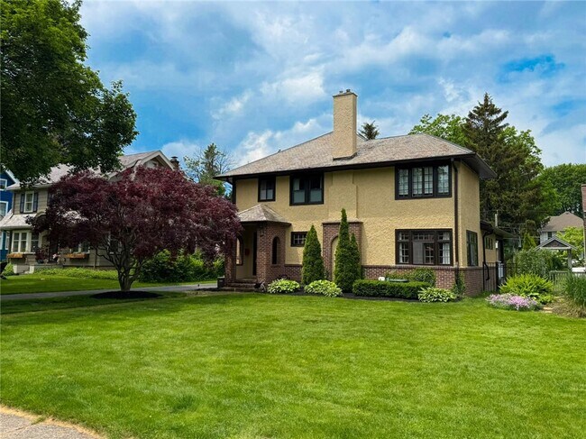 299 Beresford Rd in Rochester, NY - Building Photo - Building Photo