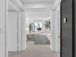 120 SE 5th Ave in Boca Raton, FL - Building Photo - Building Photo