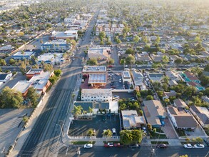 Maclay Apartments in San Fernando, CA - Building Photo - Building Photo