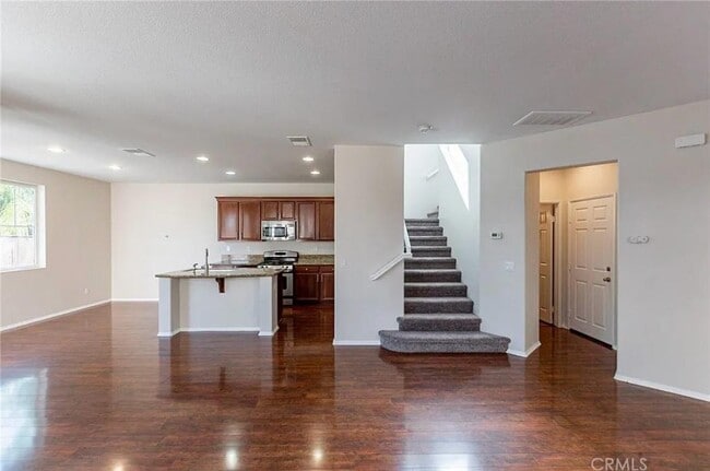 12978 Cobblestone Ln in Moreno Valley, CA - Building Photo - Building Photo