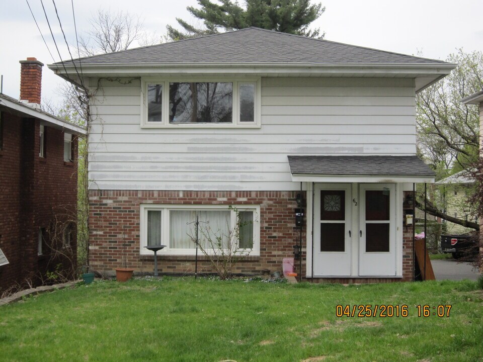 58 Pinehurst Ave in Albany, NY - Building Photo