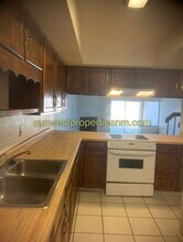 1086 E Navajo St in Farmington, NM - Building Photo - Building Photo