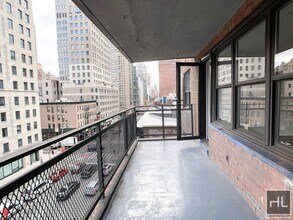 East 82nd Street in New York, NY - Building Photo - Building Photo