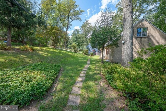 property at 418 Weadley Rd