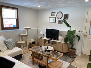 25 Cleveland St in Revere, MA - Building Photo - Building Photo