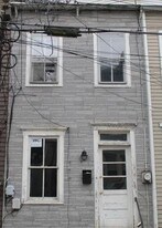 934 Pine St in Allentown, PA - Building Photo