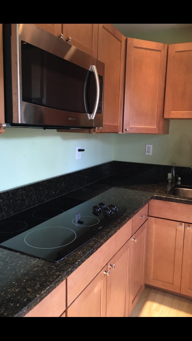 1008 NE 11th St - Side Unit, Unit 1008 Side Unit in Fort Lauderdale, FL - Foto de edificio - Building Photo