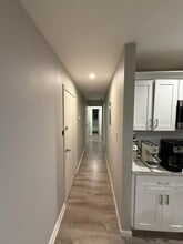 616 E Broadway, Unit 4D in Long Beach, NY - Foto de edificio - Building Photo