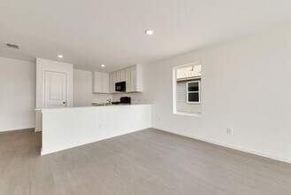 1271 Falcon Heights Dr in Heath, TX - Building Photo - Building Photo