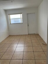 2826 Van Buren St in Hollywood, FL - Building Photo - Building Photo