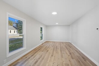 259 Cossairt Ave in Eden Valley, MN - Building Photo - Building Photo