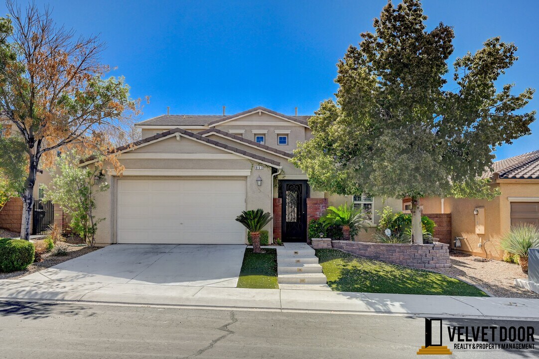 853 Middle Valley St in Henderson, NV - Building Photo