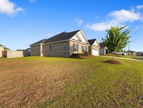 100 Sig Ct in Kathleen, GA - Building Photo - Building Photo