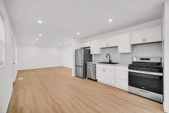 7218 Tennessee Ave in Hammond, IN - Building Photo - Building Photo