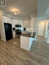 80 Absolute Ave in Mississauga, ON - Building Photo - Building Photo